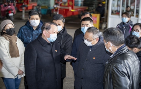 嘉興市委常委、嘉興經開區黨工委書記陳利眾蒞臨我司指導防疫保供工作